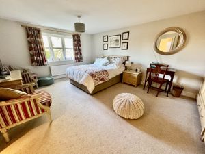 Photo 17- click for photo gallery